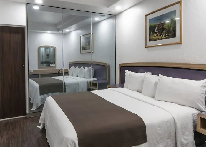 Hotel Menara