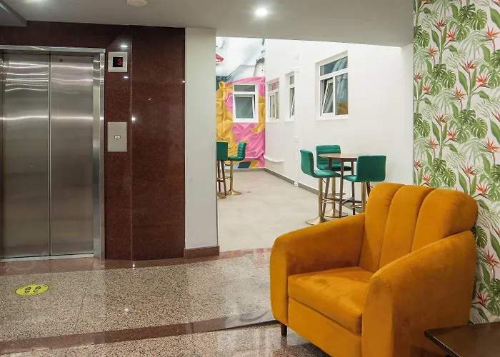Hotel Menara